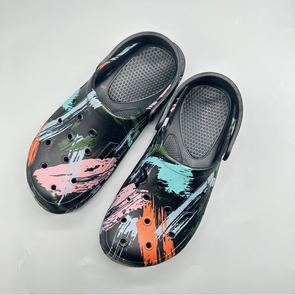 Unisex Color Splash Clogs – Size 9 Black with Multicolor Paint Design